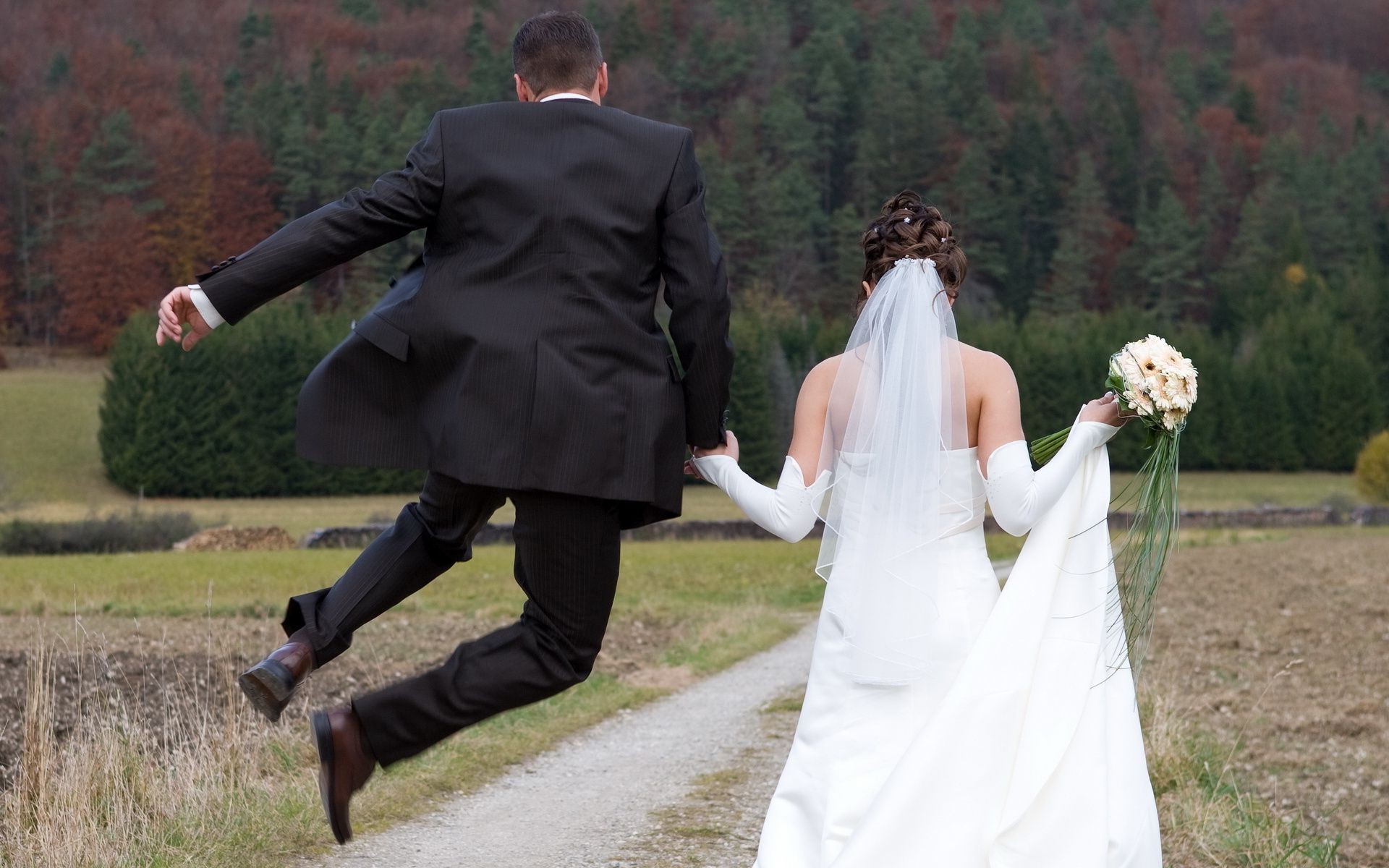 casais mulher homem casamento ao ar livre noivo véu adulto noiva amor vestir romance prazer menina união prazer dois um férias