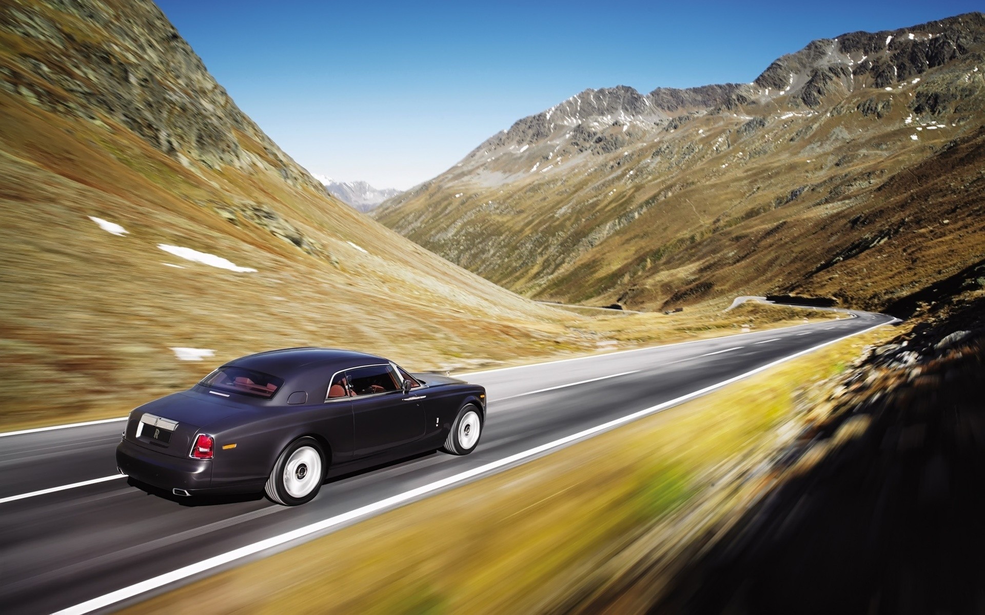 rolls royce carretera viajes coche prisa paisaje montaña asfalto carretera sistema de transporte rápido