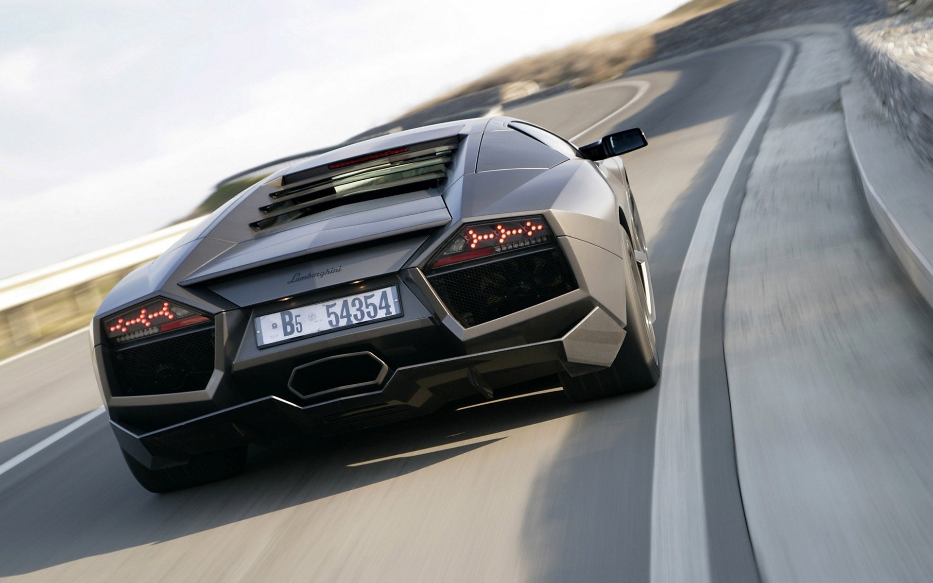 lamborghini auto transportsystem auto schnell fahren beeilen sie sich unschärfe geschwindigkeit rennen automobil straße räder modern asphalt lamborghini reventon