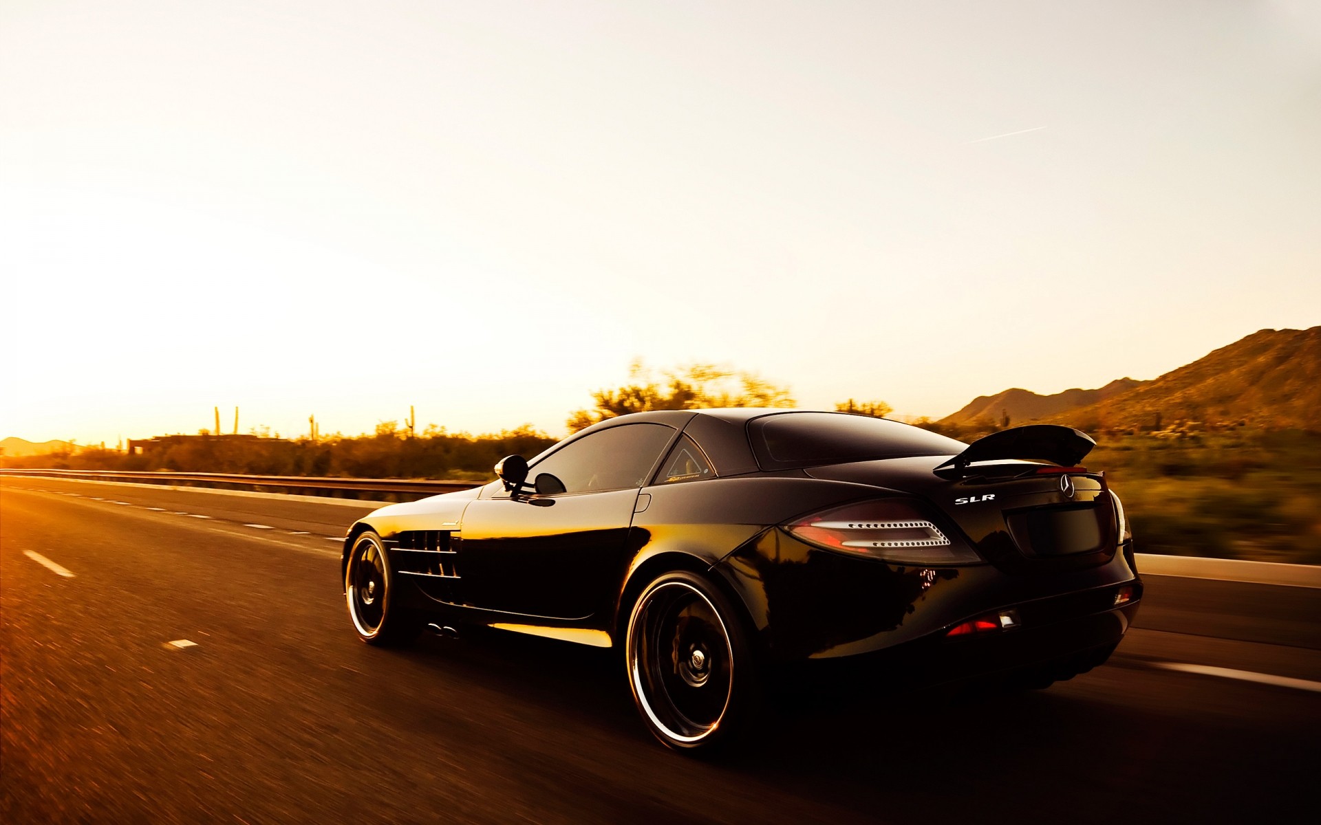 mercedes-benz coche negro asfalto coche prisa desenfoque rápido acera acción sistema de transporte mediodía carretera puesta del sol mercedes-benz slr