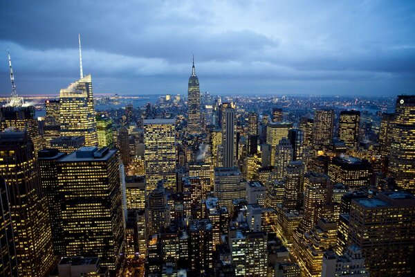 Città America casa notte luci strada rockefeller cente