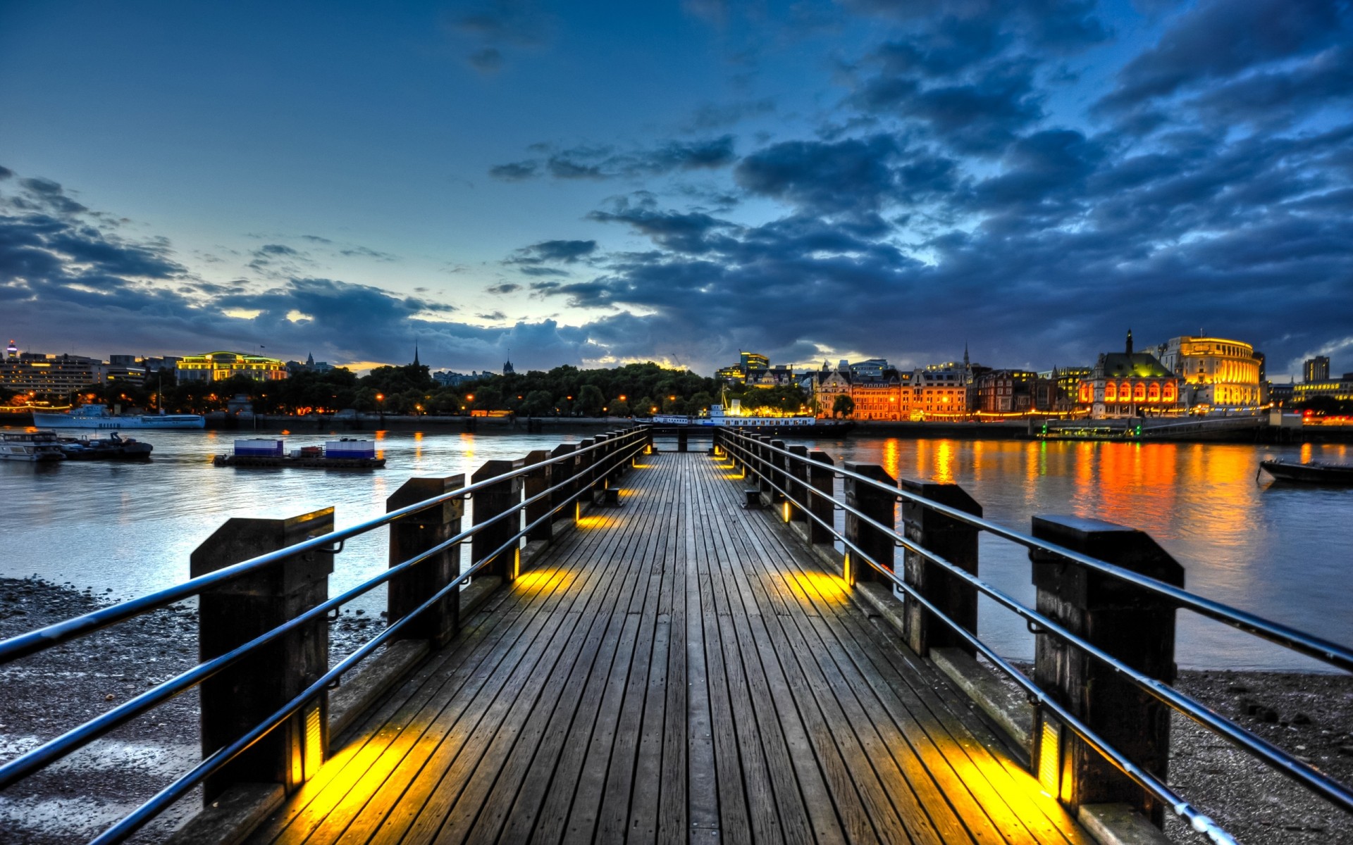 regno unito acqua molo viaggi fiume ponte riflessione tramonto cielo barca crepuscolo mare sistema di trasporto porto città sera molo lago crepuscolo inghilterra londra regno unito tamigi