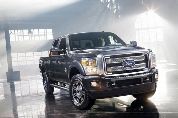 Camion de marque Ford en stock