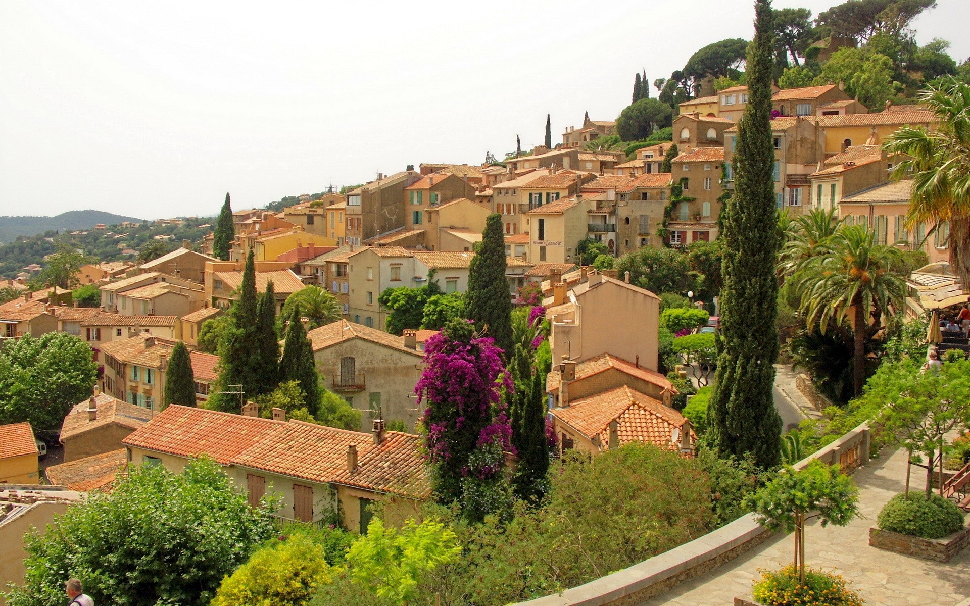 francia arquitectura casa viajes casa ciudad ciudad árbol al aire libre espectáculo verano calle turismo escénico viejo jardín urbano familia hogar luz del día paisaje fondo villas casas de vacaciones