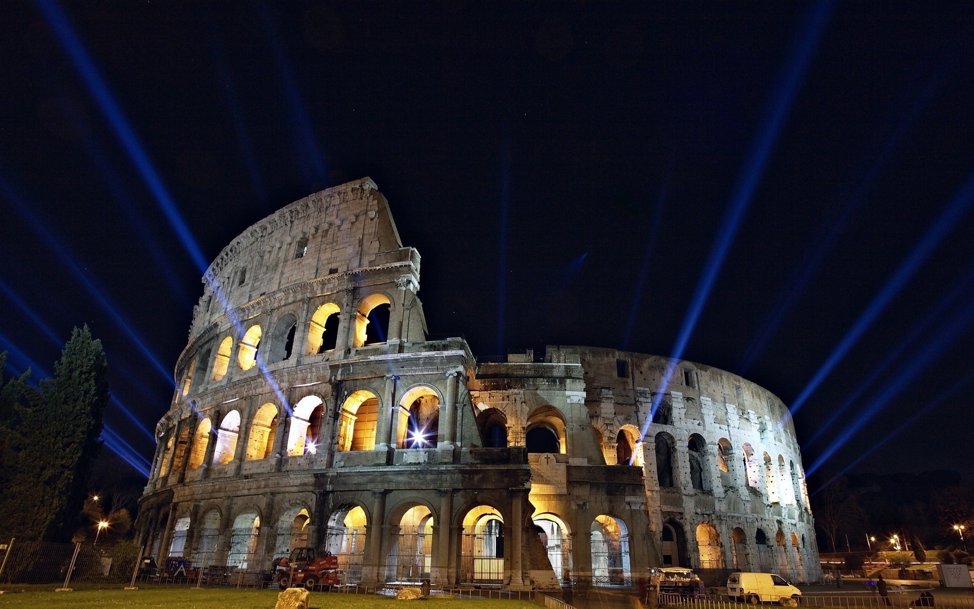 italia architettura viaggi sera casa stadio illuminato luce teatro città crepuscolo anfiteatro turismo colosseo punto di riferimento religione cielo antico monumento