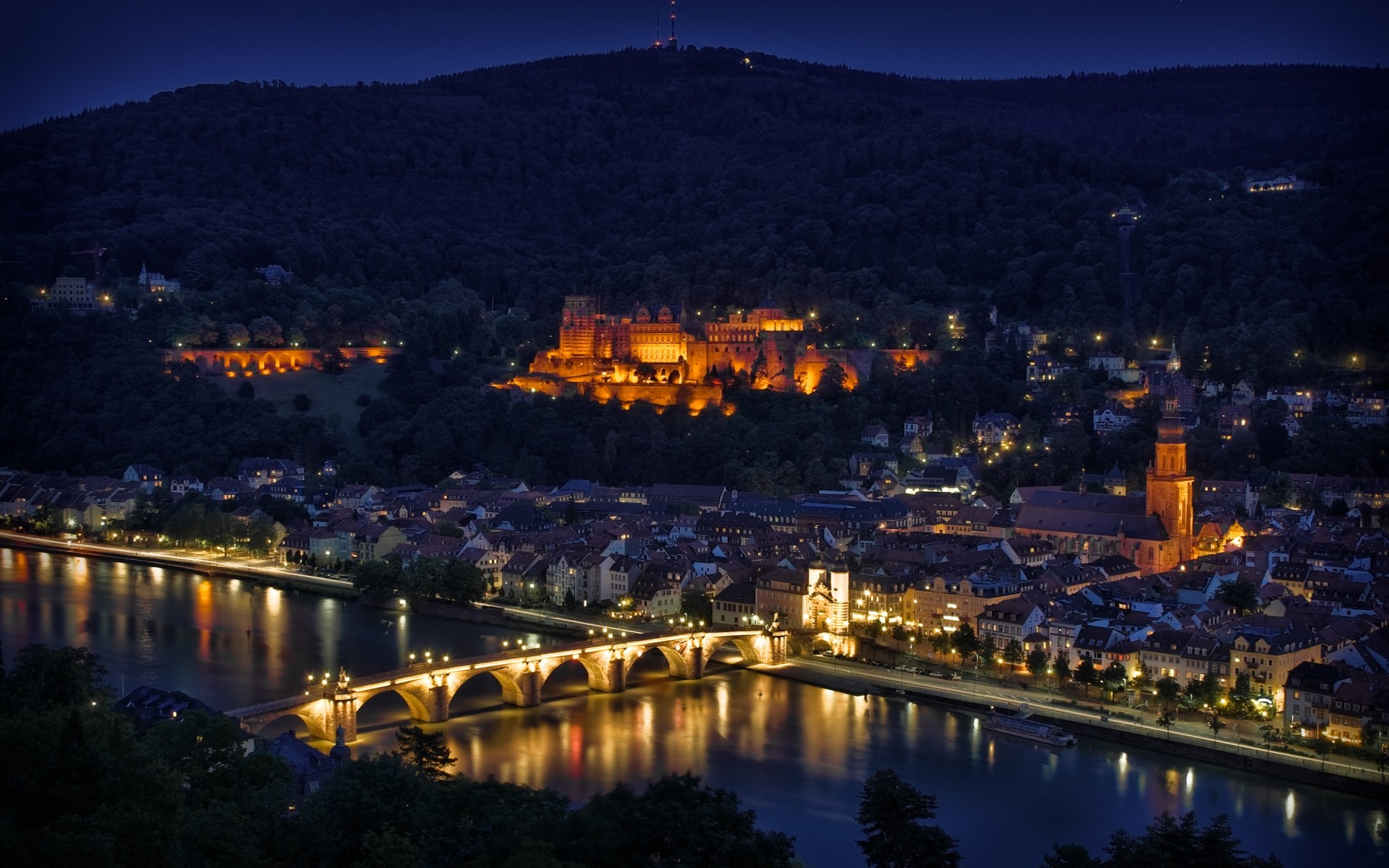 alemania noche ciudad viajes crepúsculo agua iluminación arquitectura ciudad casa ciudad luz río reflexión puente skyline cielo al aire libre turismo formas panorama