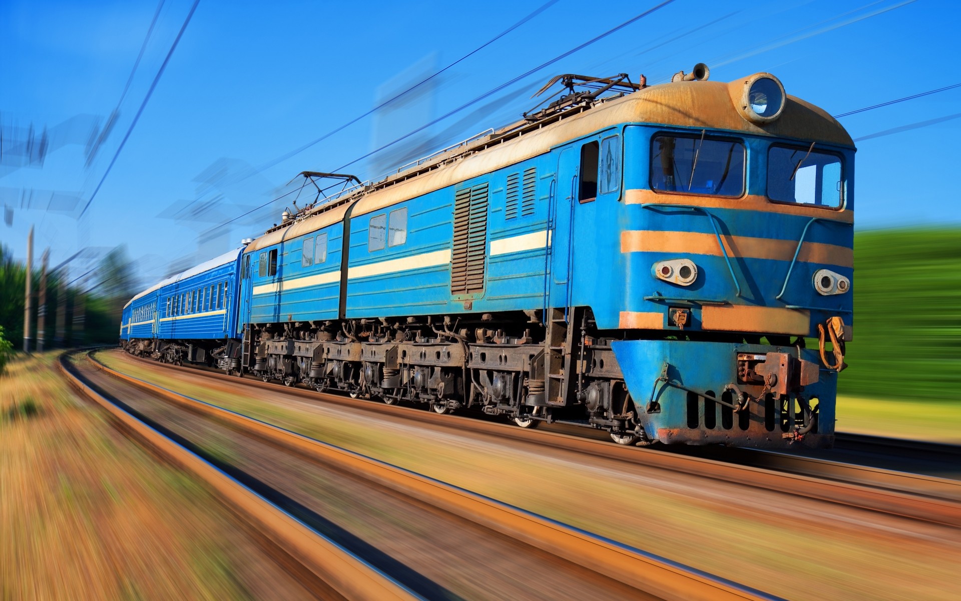 andere maschinen zug schiene transportsystem motor track reisen station versand schnell verkehr plattform straße organisation auto himmel klassisch vintage bahnhof