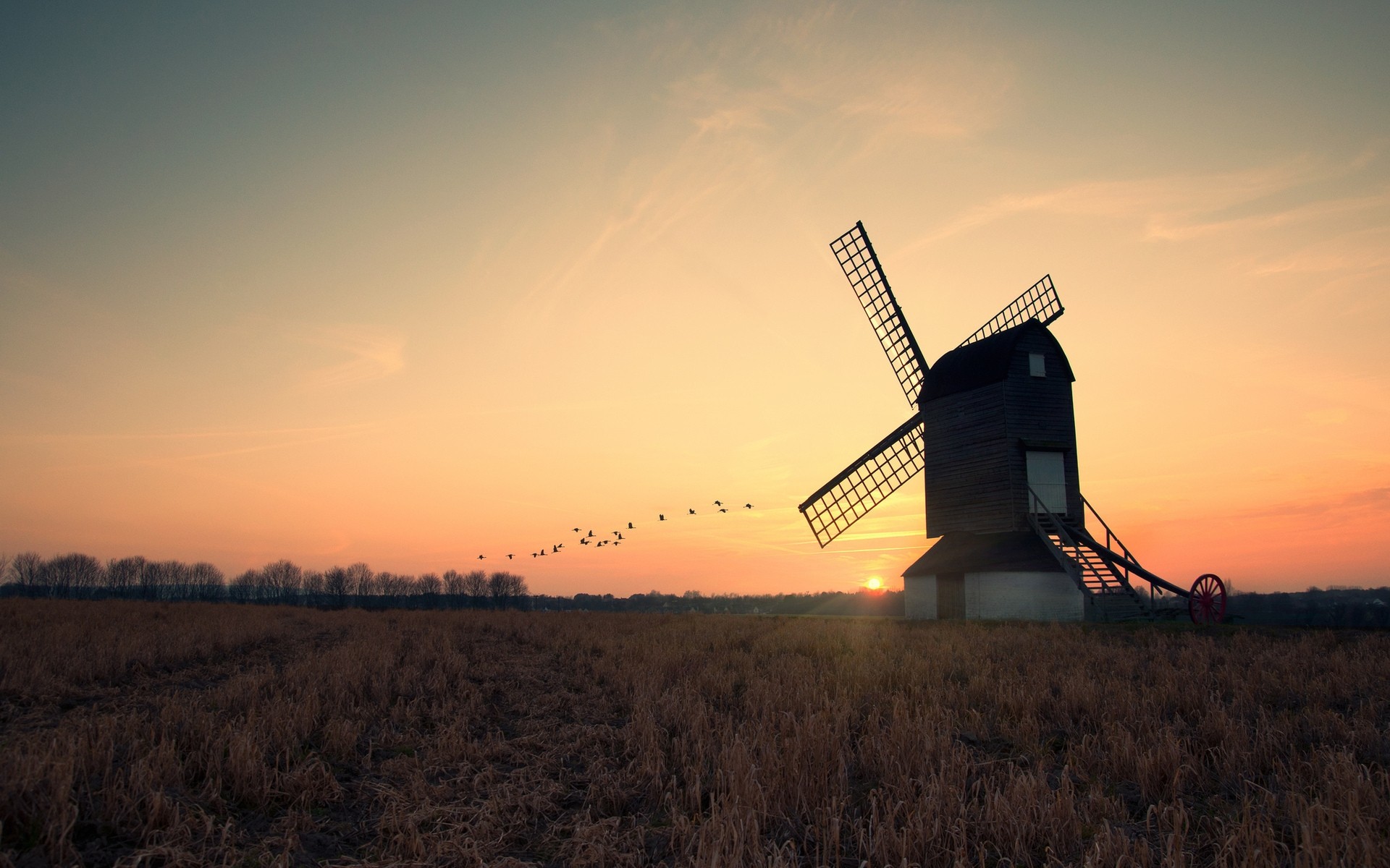 paysage moulin à vent coucher de soleil ferme paysage agriculture vent broyeur ciel aube soir en plein air campagne voyage environnement champ rétro-éclairé nature moulin colline terre