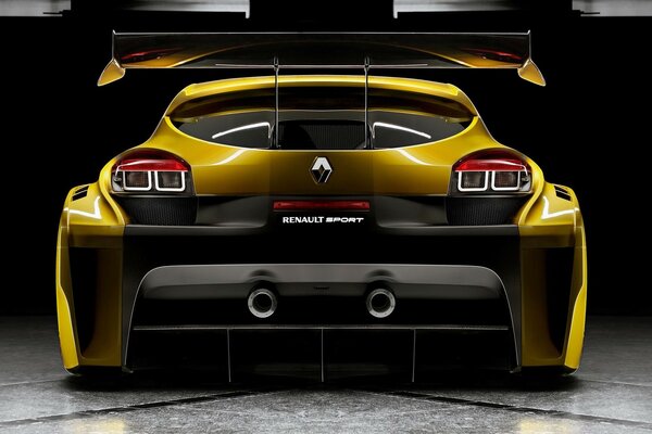 O Renault amarelo na traseira reflete lindamente os raios de luz