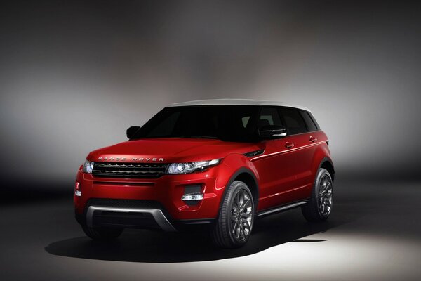 Coche rojo range rover