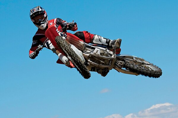Крутой полёт на мотоцикле. хонда crf250r