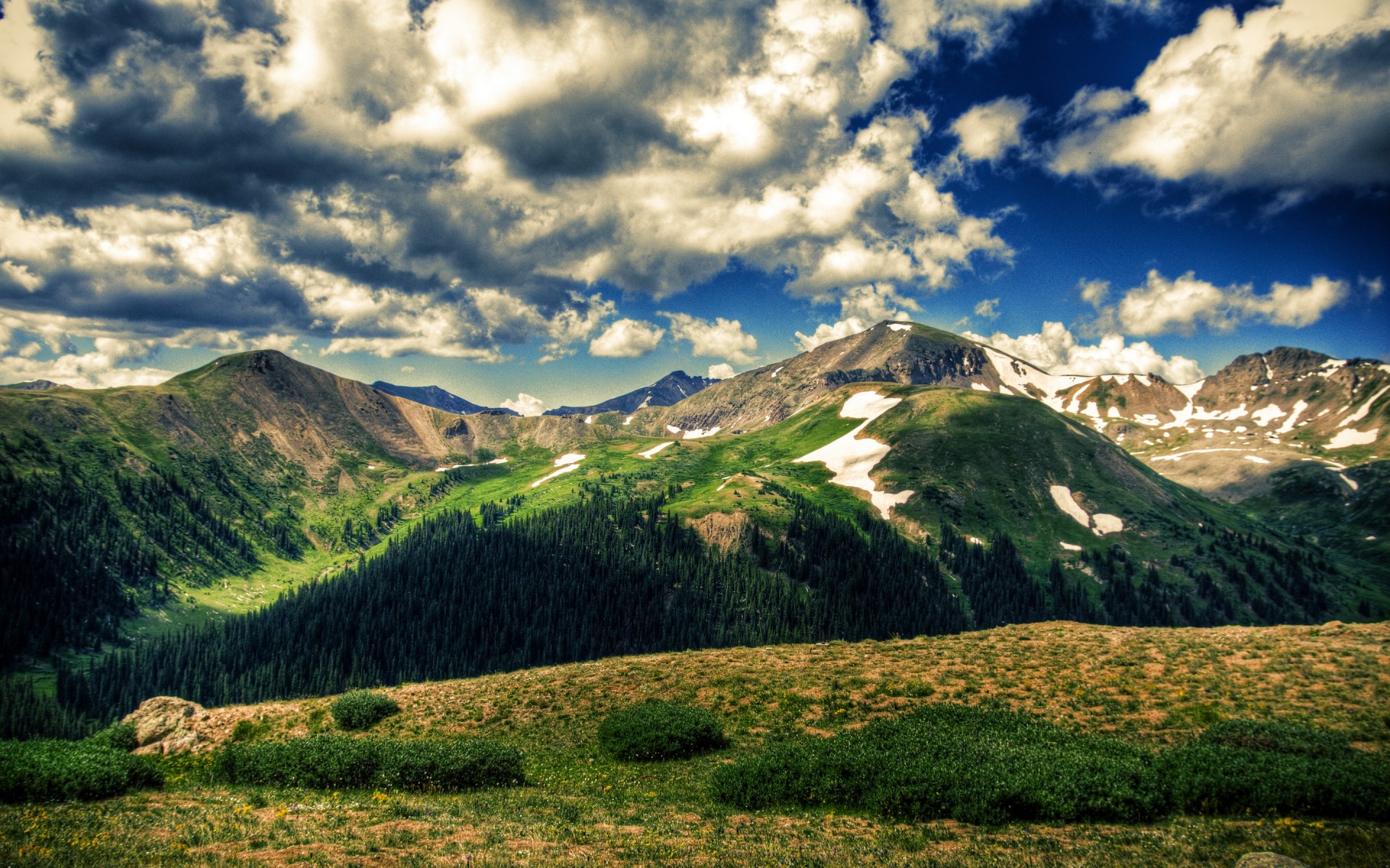 paesaggio montagna paesaggio viaggi natura cielo all aperto valle collina scenico albero tramonto neve nuvola legno riserva naturale erba nuvole sfondo