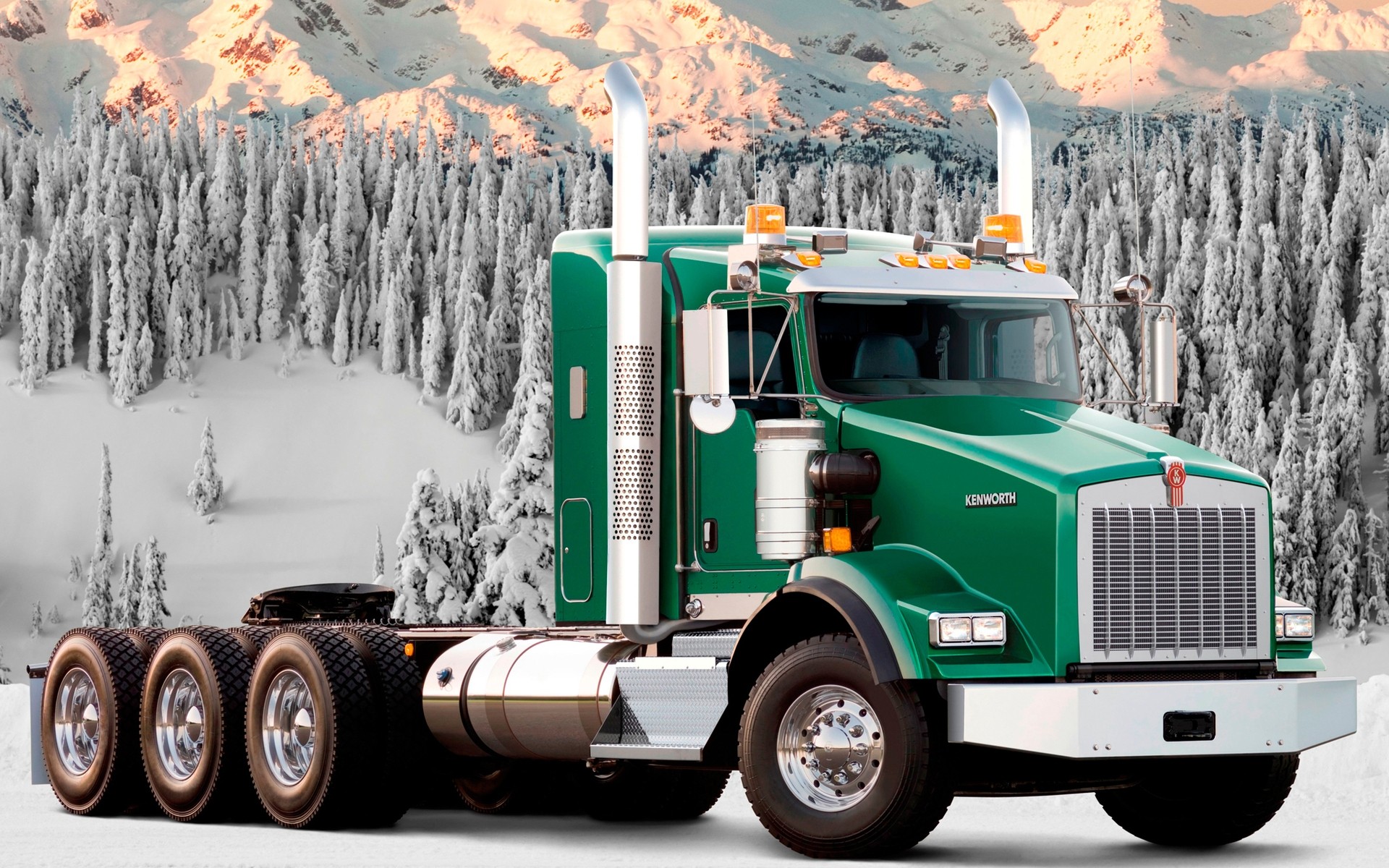 trucks carro sistema de transporte caminhão carro indústria expedição pesado diesel viagens máquina organização ao ar livre trator fumaça neve motor floresta