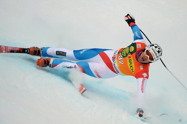 Cross-country skiing competitions. Descent