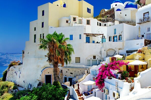 The stunning beauty of the resorts of Greece