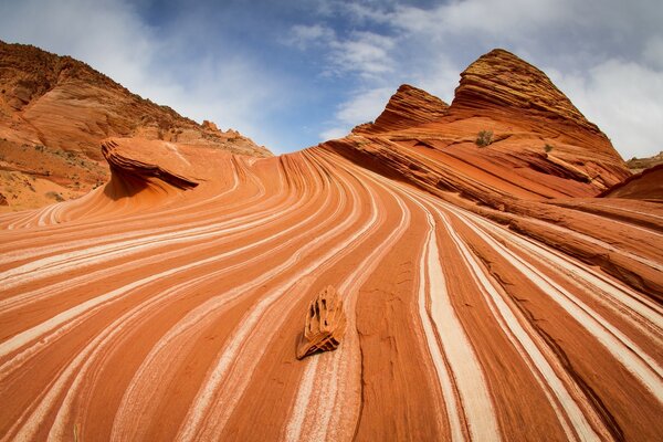 Beautiful sandy mountains in the desert