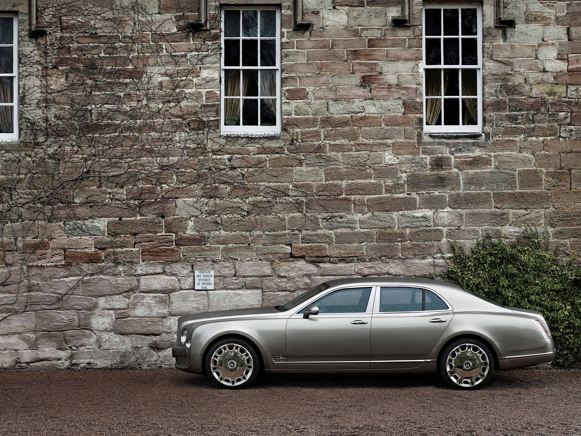 bentley mulsanne машина дом автомобиль 1920x1440