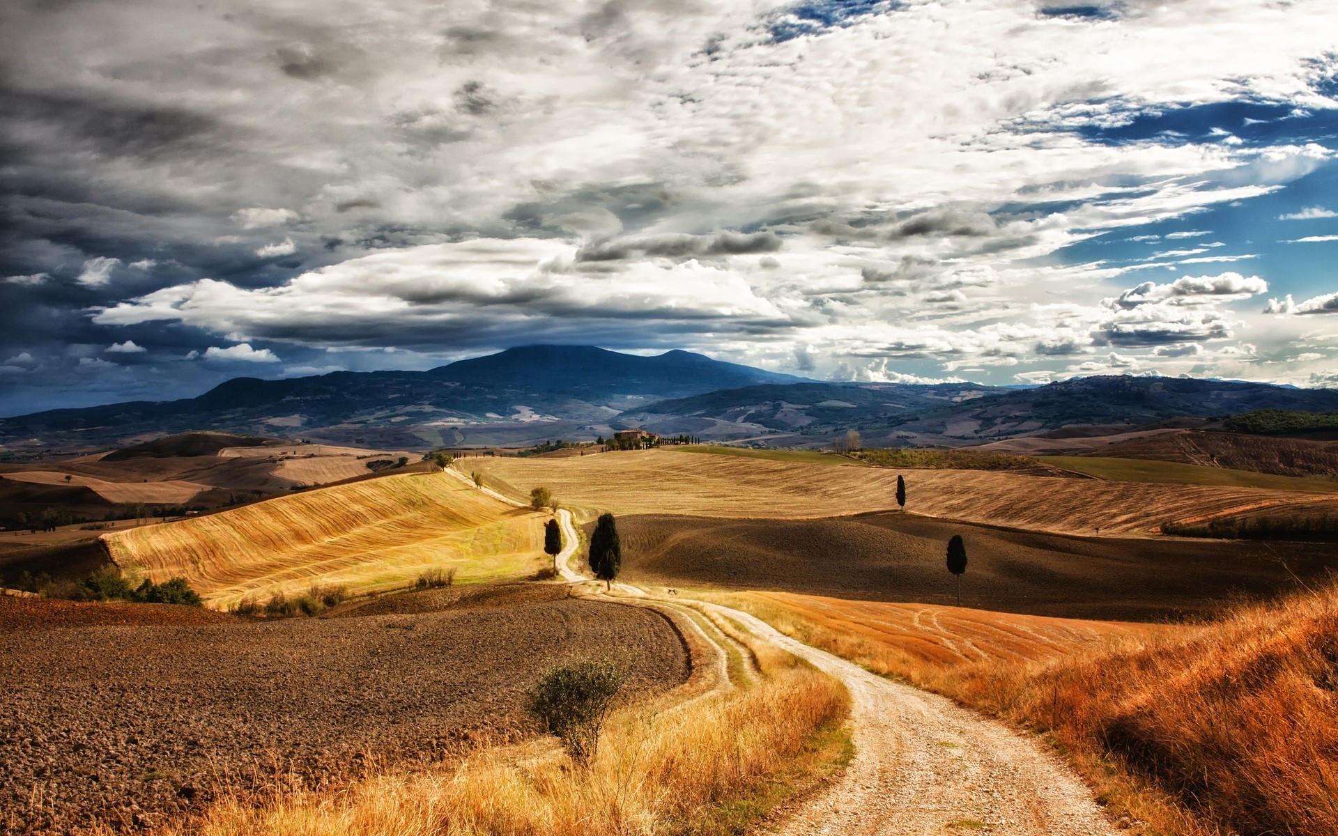 italy landscape desert sky travel nature dry outdoors scenic sunset mountain rock barren dawn road sand hill arid tuscany toscany background