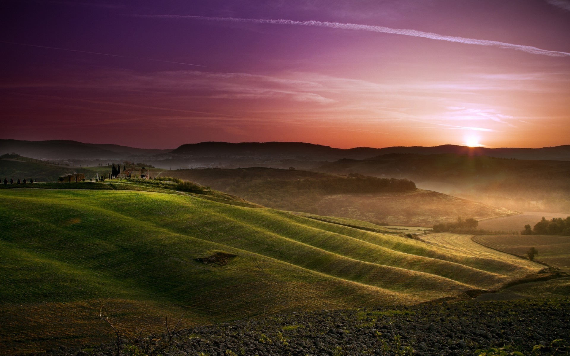 paysage coucher de soleil paysage aube nature ciel herbe soleil voyage été campagne champ à l extérieur beau temps rural soir crépuscule collines collines vertes ciel sombre