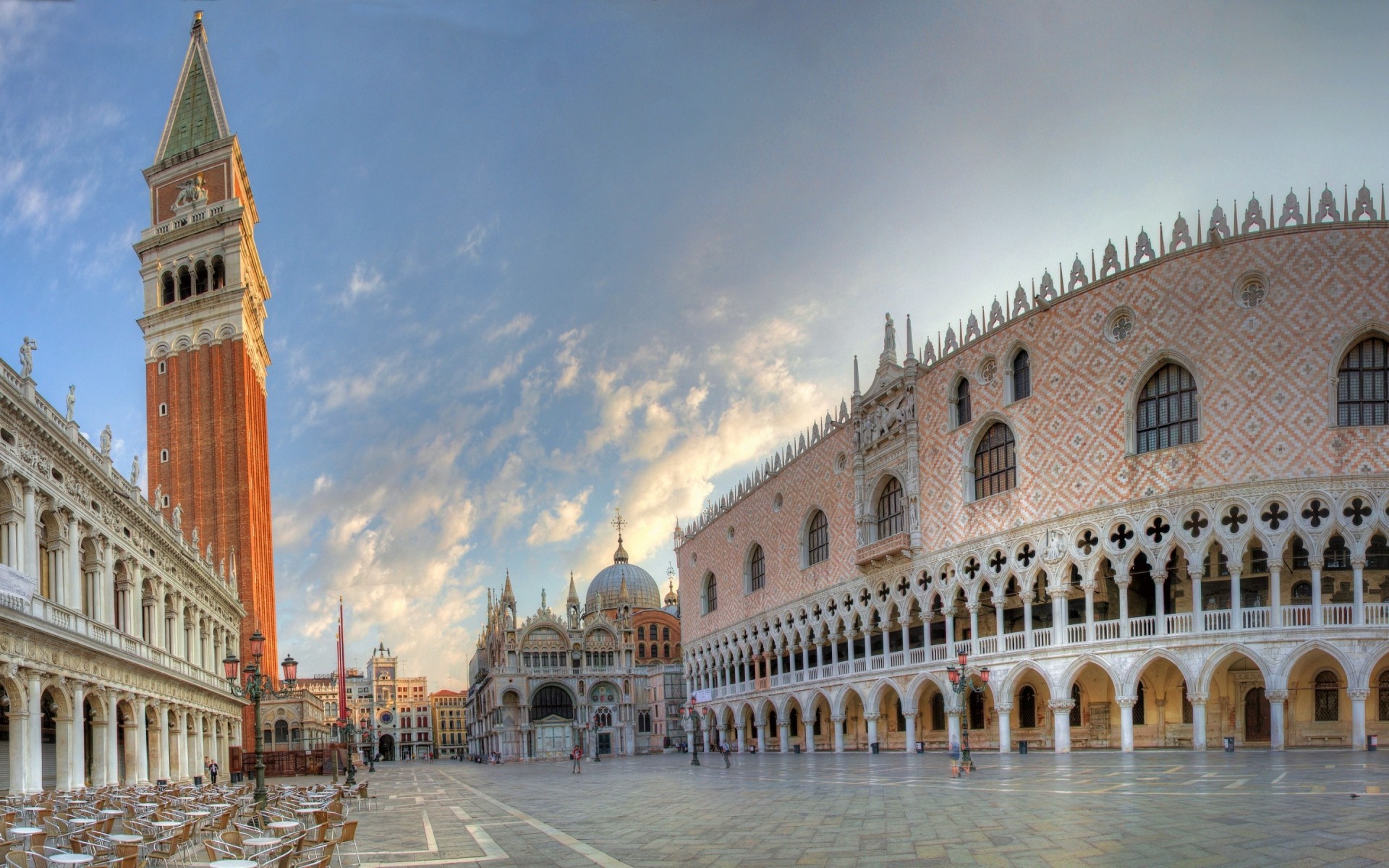 italia architettura viaggi casa veneziano all aperto città turismo antico cielo punto di riferimento vecchio piazza gotico plaza esterno arco torre monumento chiesa venezia piazza san marco venezia italia paesaggio