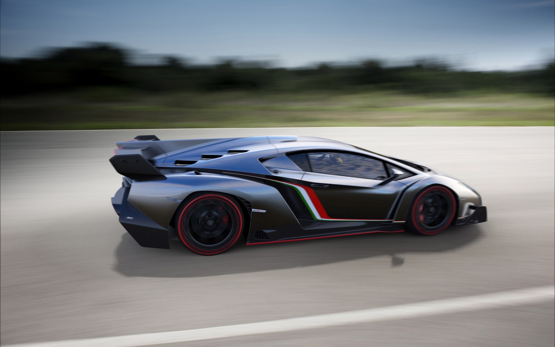 lamborghini coche coche carrera prisa acción negro rápido deportes de coches asfalto competencia pista acera sistema de transporte desenfoque ruedas campeonato mediodía lamborghini venenoso