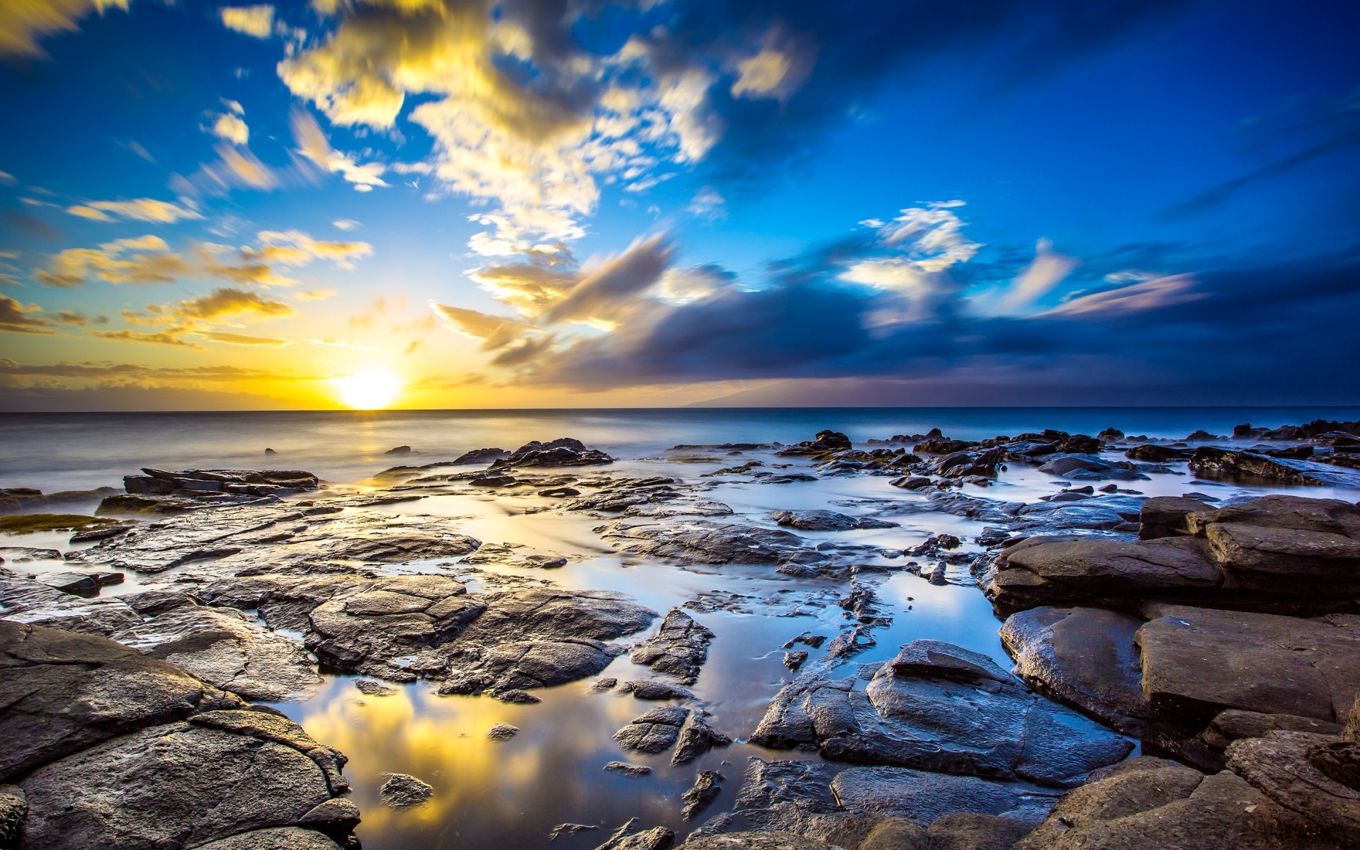 paysage coucher de soleil eau crépuscule mer ciel aube soleil paysage océan plage nature soir paysage mer beau temps nuage voyage rock tropical pierres