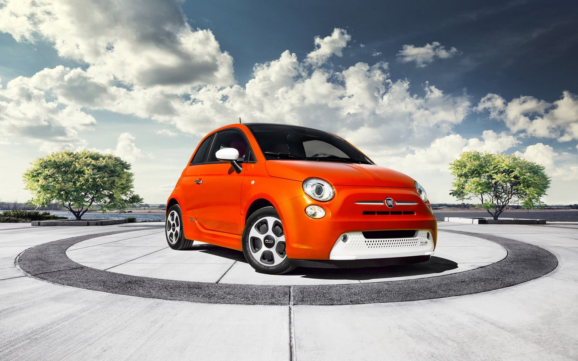 fiat auto auto transportsystem fahren asphalt straße bürgersteig räder schnell beeilen sie sich automobil fiat 500