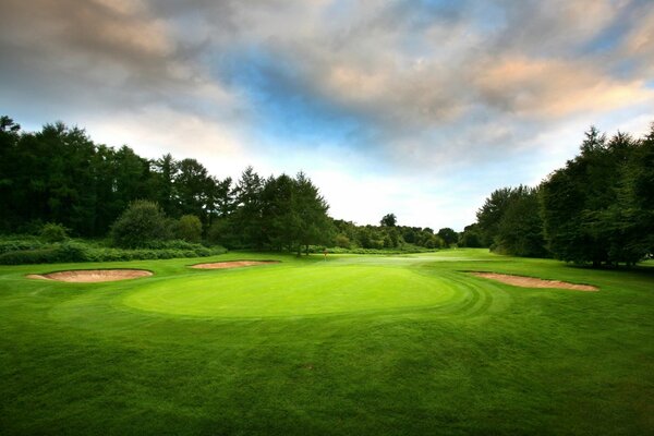 Terrain de golf ou pelouse, paysage