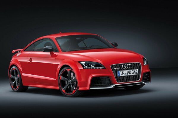 Voiture de sport Audi avant rouge