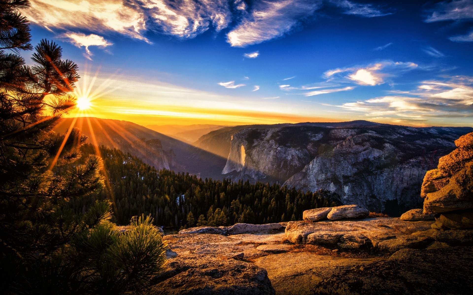 landschaft sonnenuntergang dämmerung reisen himmel berge abend landschaft dämmerung natur im freien rock sonne wasser gutes wetter berge wald