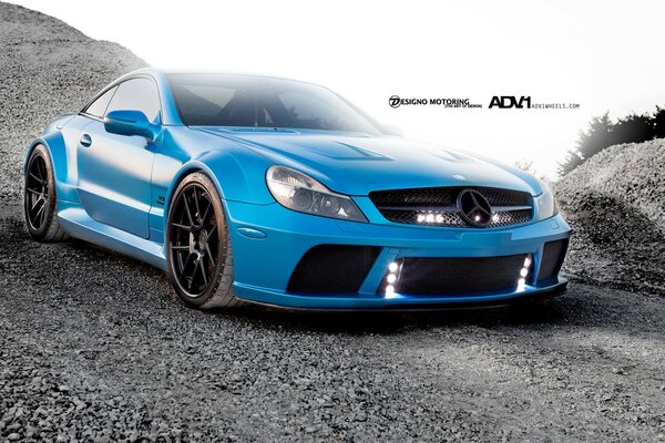 Blaues Auto tunning cars