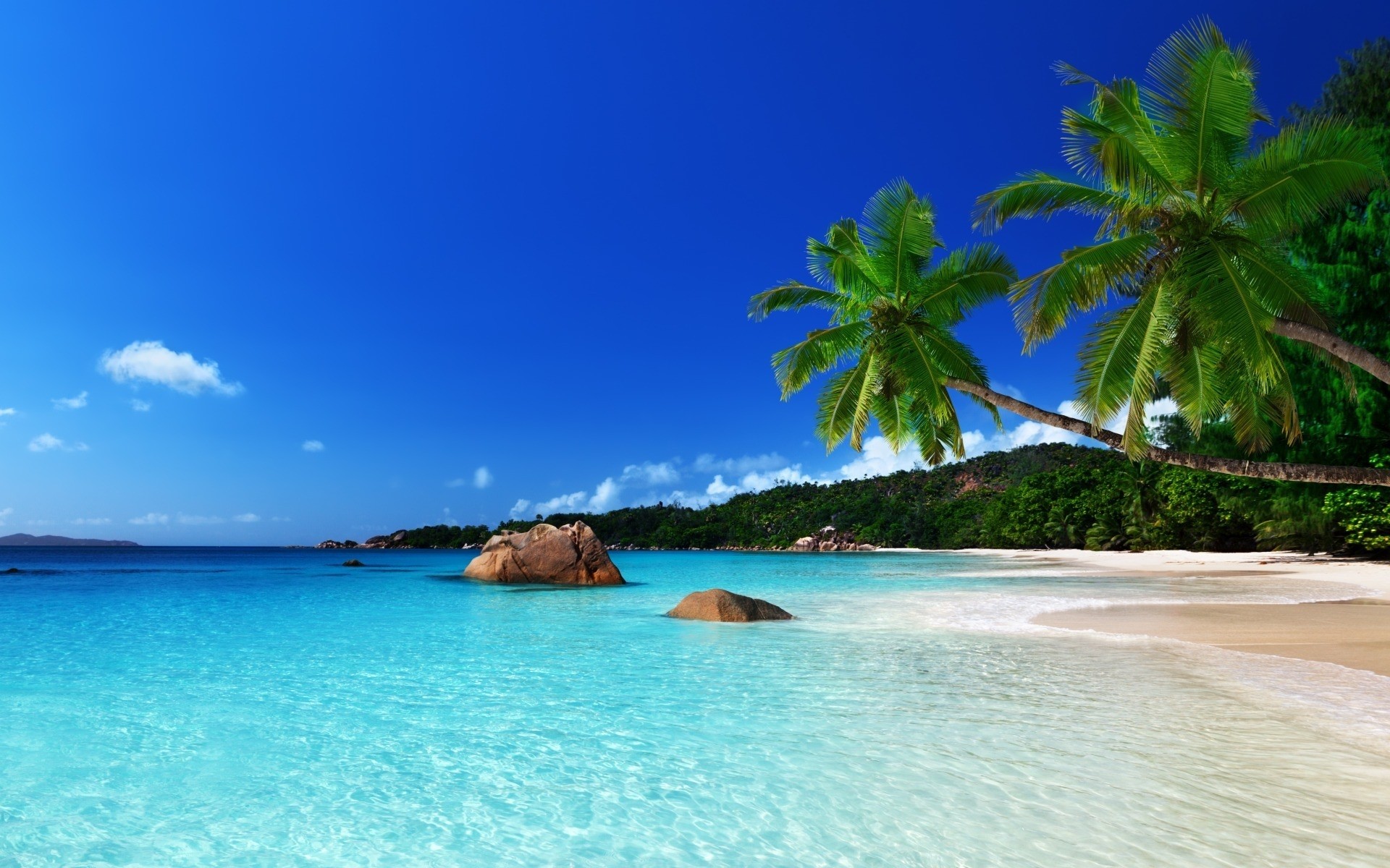 landscapes sand beach tropical island seashore idyllic seascape travel paradise ocean water vacation exotic summer resort relaxation turquoise bay lagoon sun sea landscape palms