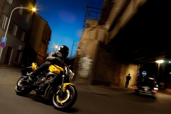 Sportbike manewry Street Power Drive Biker