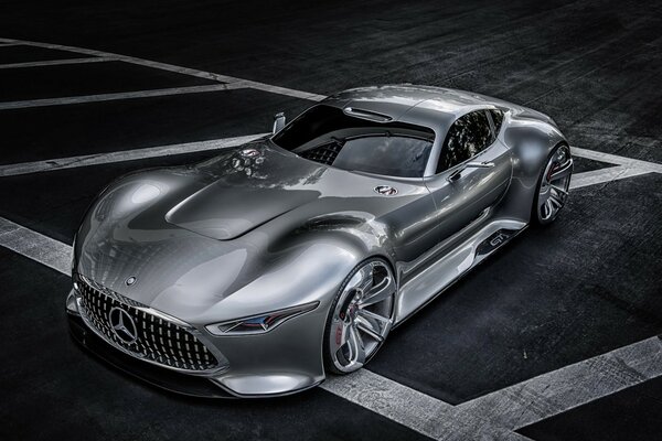 Mercedes concept em Cor Prata