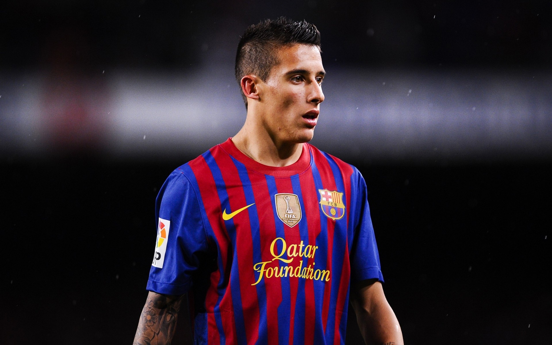 athlètes football compétition football homme un stade adulte athlète porter équipement de sport tenue christian tello fc barcelone athlète mec célébrité