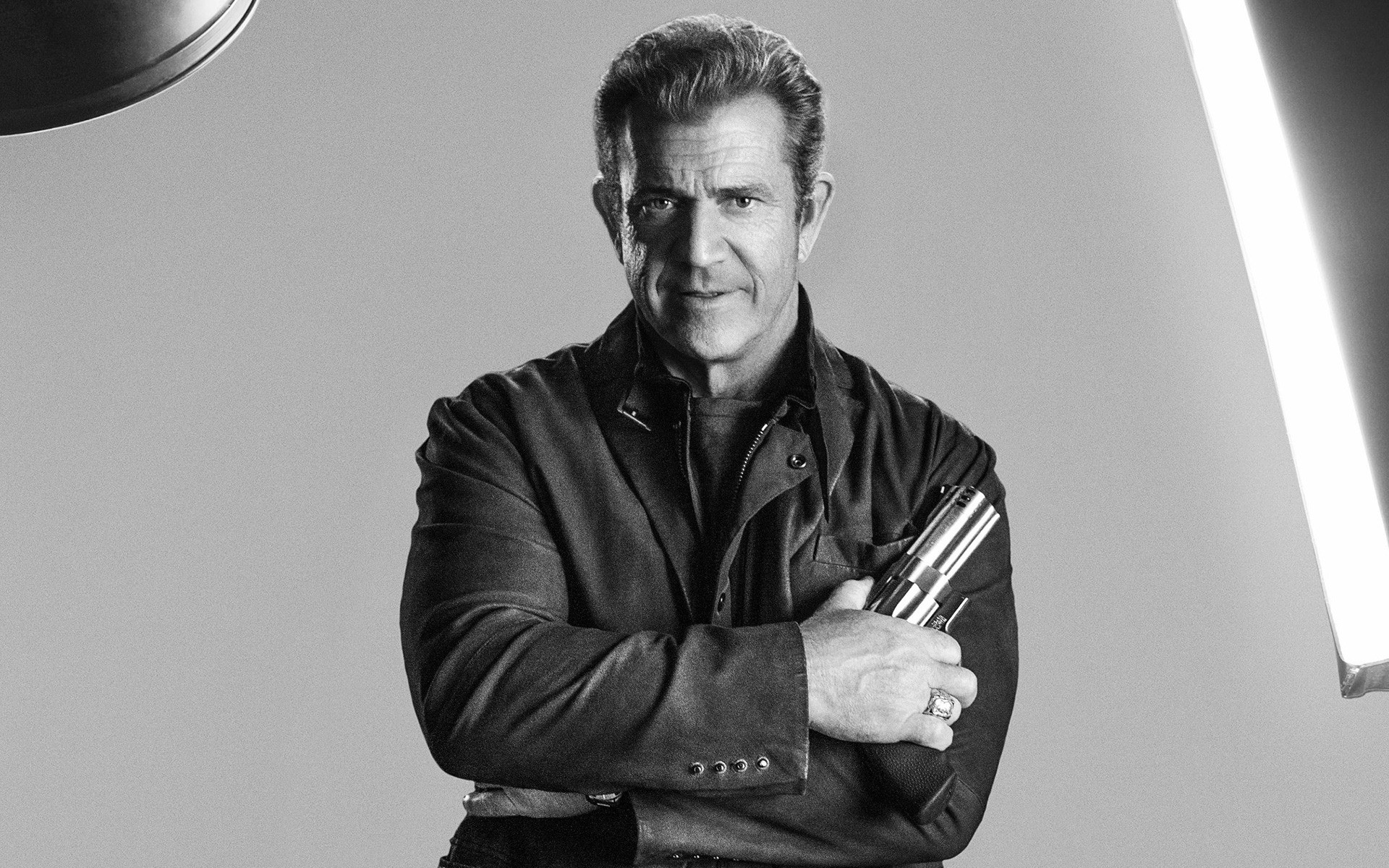 filme ein porträt erwachsener mann tragen musik mel gibson expendables 3