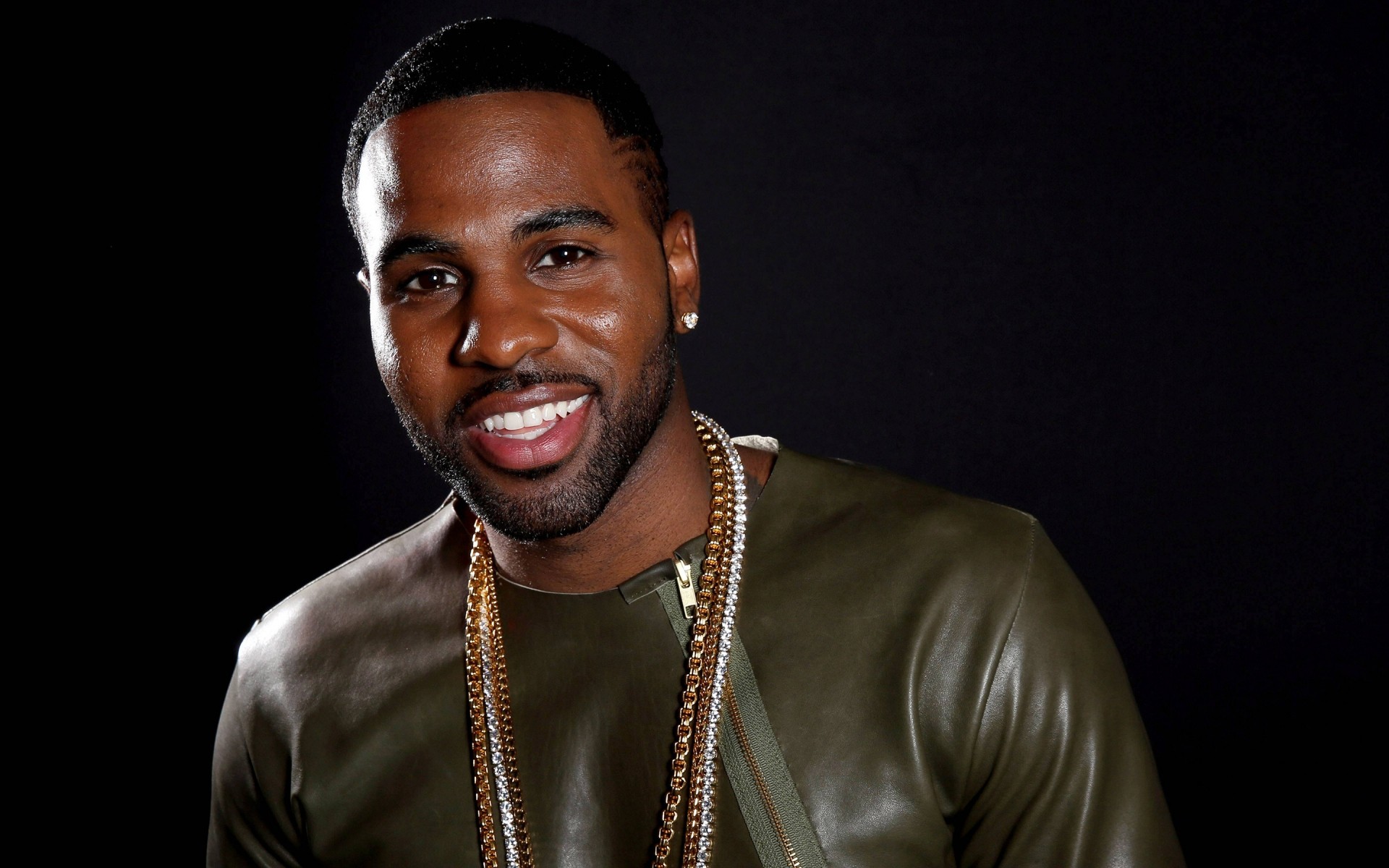 musiciens portrait un homme rep bijoux jason derulo