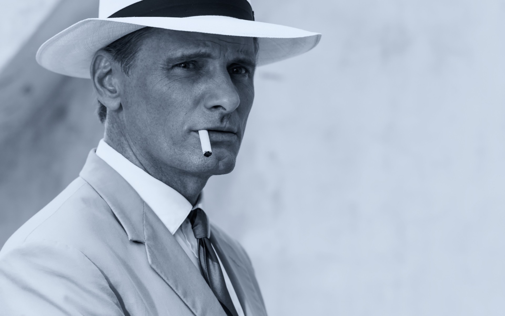 hombres cubierta solo hombre adulto velo retrato desgaste viggo mortensen actores celebridades