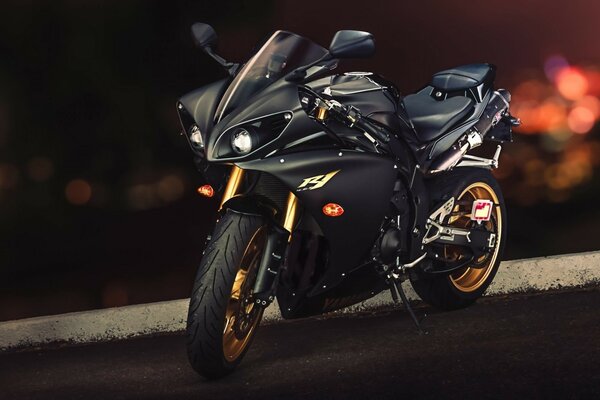 Fond noir moto Yamaha
