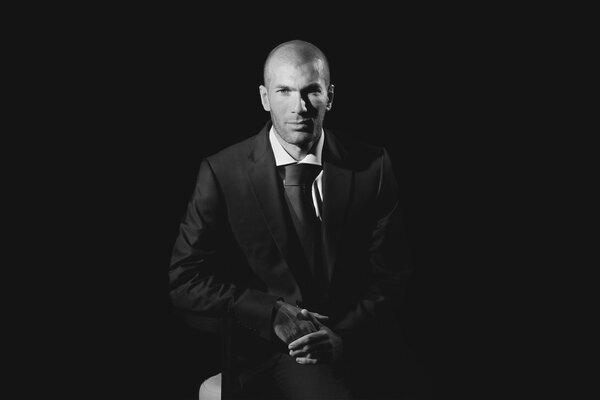 Zinedine Zidane - life for football