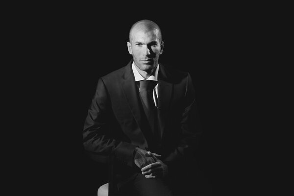 Zinedine Zidane - Futbol için hayat