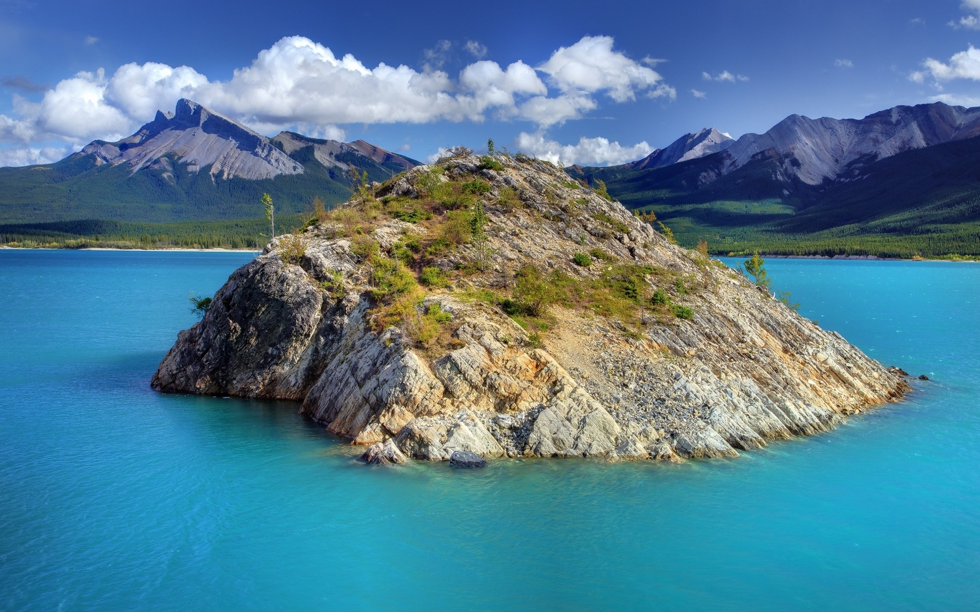 other city water landscape travel mountain scenic seashore sky rock nature island sea lake daylight summer outdoors ocean beach bay forest banff national park