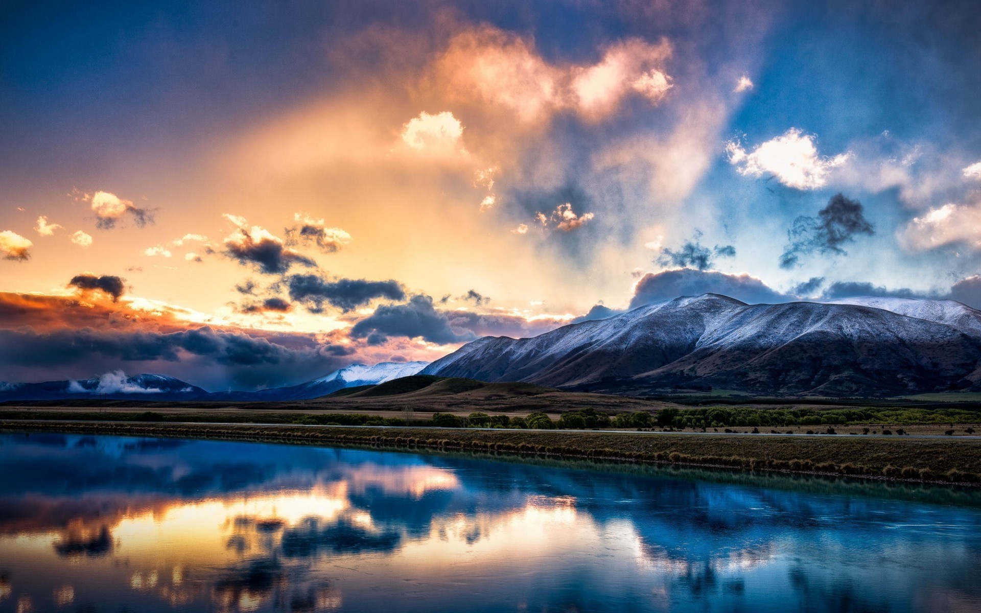 otras ciudades agua puesta de sol cielo viajes amanecer paisaje lago noche reflexión naturaleza montañas al aire libre crepúsculo nieve drch fresco magnífico