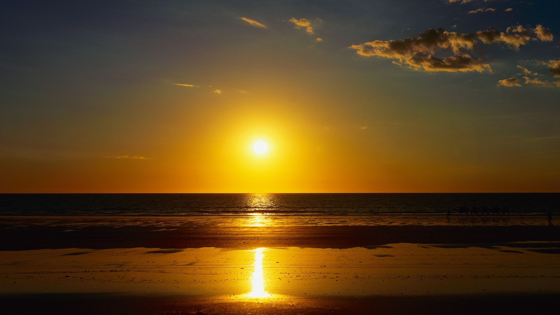 coucher de soleil et aube coucher de soleil soleil aube eau plage mer crépuscule océan soir beau temps été paysage ciel nature réflexion