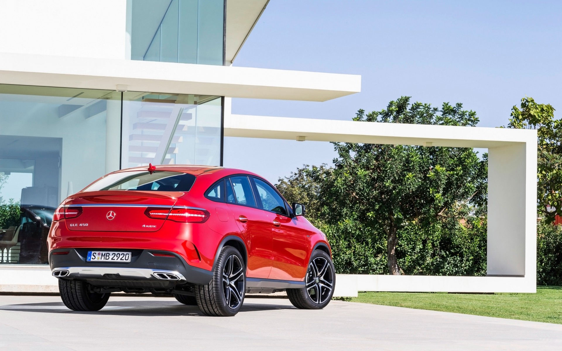 mercedes-benz auto fahrzeug transportsystem asphalt antrieb straße mercedes-benz gle mercedes-benz coupé