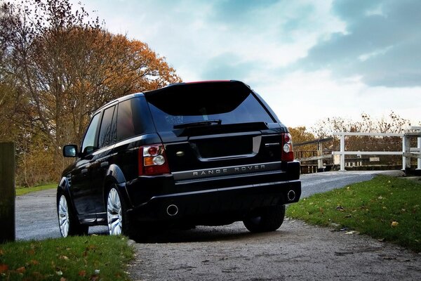 Belle grande voiture familiale