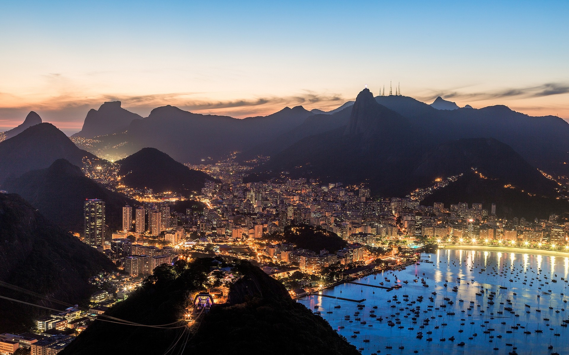 autre ville coucher de soleil eau voyage ville montagne aube soir architecture neige crépuscule lac à l extérieur paysage ciel réflexion brasil nuit lumière