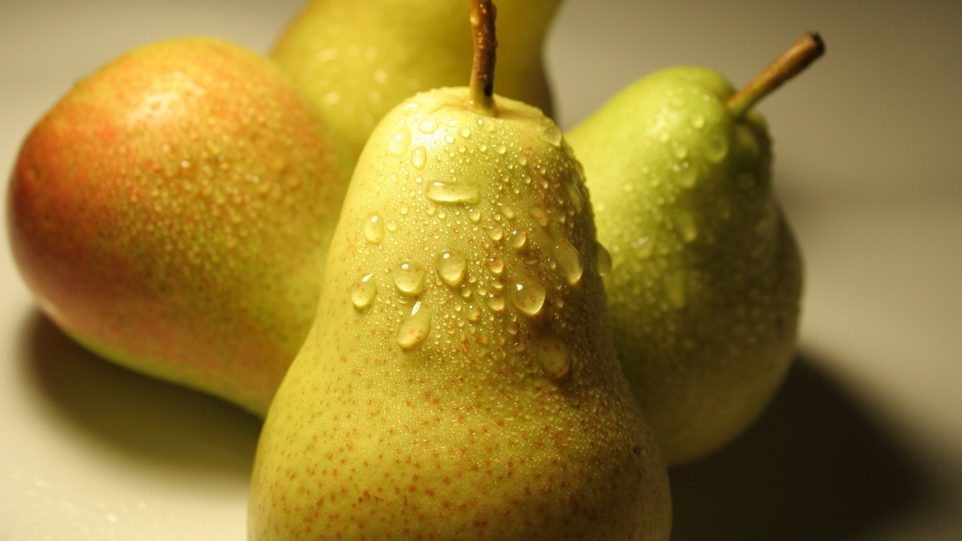 obst saftig birne apfel essen wachsen gesundheit hälfte stillleben essen natur lecker blatt herbst süßwaren vitamin