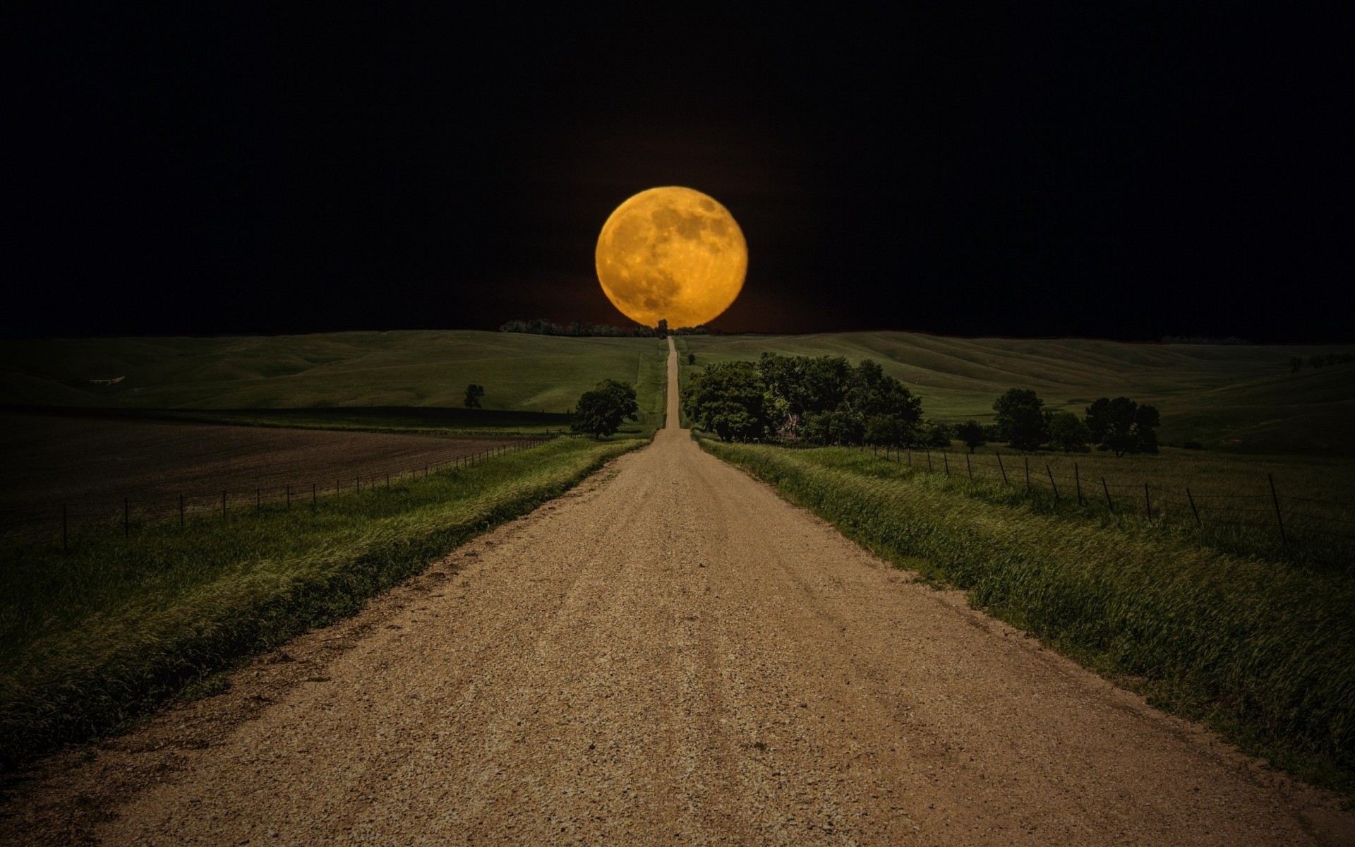 landschaft himmel straße landschaft reisen im freien sonnenuntergang natur dämmerung abend landschaft mond vollmond gelber mond nacht