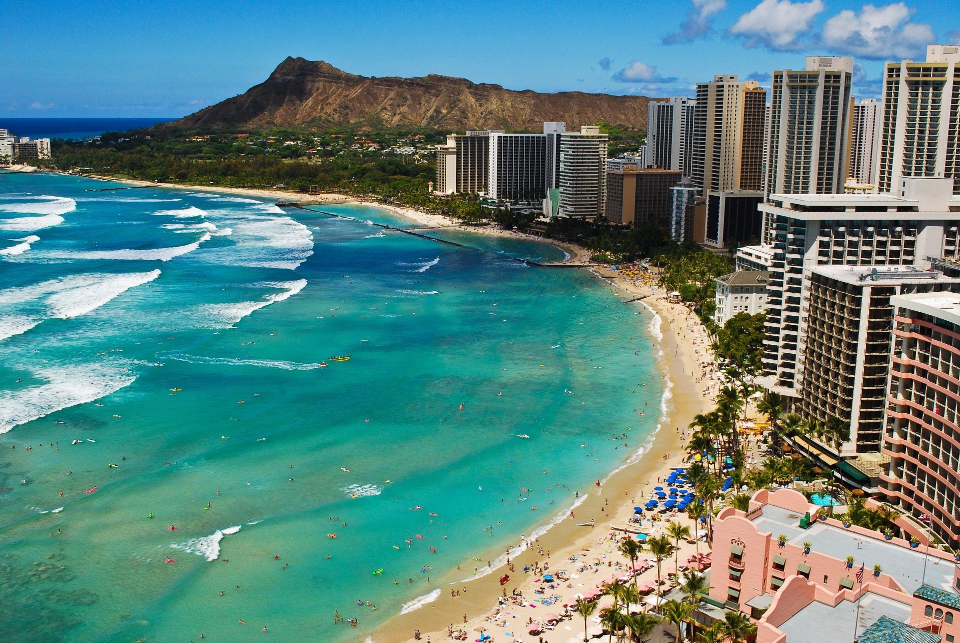 stadt und architektur strand meer wasser reisen meer hotel ozean resort urlaub insel bucht sommer sand türkis himmel tropisch landschaft sonne schwimmen